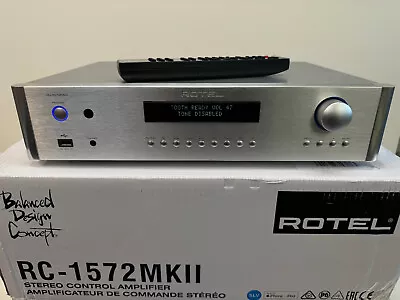 Kaufen Rotel RC-1572 MKII HighEnd Stereo-Vorverstärker - Silber -XLR Digital  Bluetooth • 870€