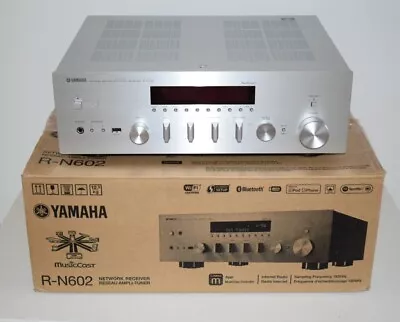Kaufen Yamaha R-N602 MusicCast AirPlay BT USB D/A Wandler Silber OVP • 399€
