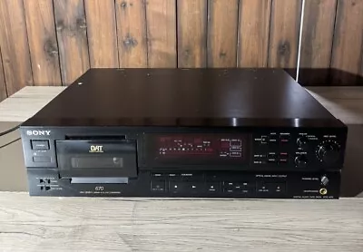 Kaufen SONY DTC-670 DAT Recorder/ Digital Audio Tape Deck Defekt (2784) • 99€