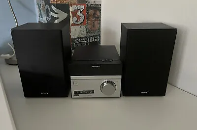 Kaufen Sony CMT-S20B Micro Home Audio System • 29.99€
