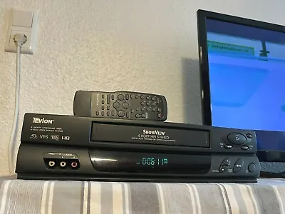 Kaufen VHS VCR TEVION MD 8950 HiFi Stereo Longplay 6 Kopfe VideorecorderVideorekorder • 65€
