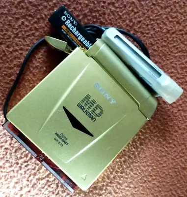 Kaufen Sony MD Walkman MZ-E33 +commande Par Cables +chargeur+ Accus Ministick+pochette. • 96€