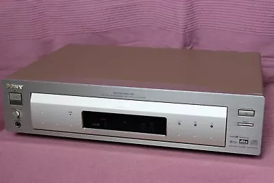 Kaufen Sony DVP-S7700  CD/DVD-Player  + Fernbedienung • 279€