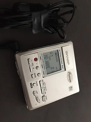 Kaufen Minidisc  Recorder  Walkman  Sharp MT831 Mit Netzteil Und Akku • 89€