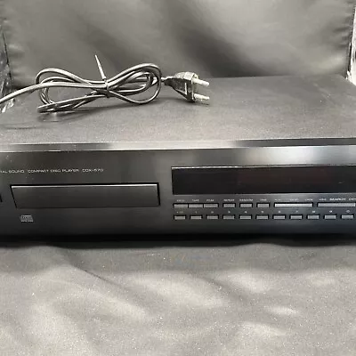 Kaufen Yamaha CDX 570 CD-Player Schwarz, Gebraucht, Guter Zustand • 75€
