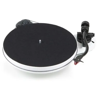 Kaufen Pro-Ject RPM 1 Carbon Plattenspieler Weiss Incl Ortofon 2M Red • 549€
