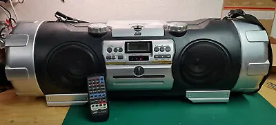 Kaufen JVC Radio Recorder JVC KENWOOD RV-NB70B Woofer CD System Stereoanlage Ghettoblas • 150€