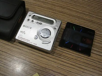 Kaufen Sony MD  Walkman R701  / Player / Recorder  Minidisc  ( 215)  Silber + Tasche • 129.99€