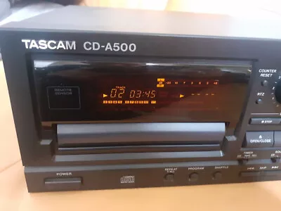 Kaufen TASCAM CD-A 500 , CD Player / Tapedeck Kombination • 4.50€