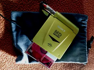 Kaufen Sony MD Walkman MZ-E33 +commande Par Cables +chargeur+ Accus Ministick+pochette. • 105€