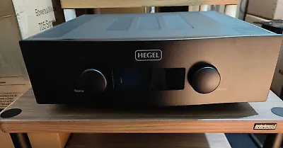 Kaufen Hegel H390 Stereo Integrierter Verstärker, DAC, Streamer, Roon Ready 2023 Neuwertig Verpackt  • 5,137.07€