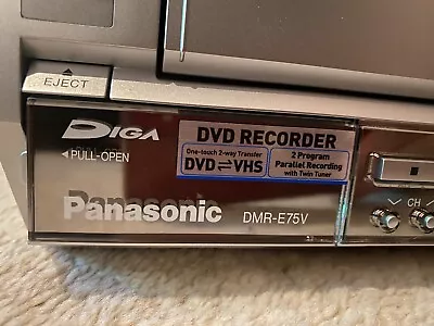 Kaufen Panasonic DMR-E75V - DVD VHS Video Recorder  VCR DVD Recorder Top Zustand • 379€