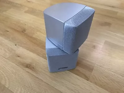 Kaufen 1x Bose Double Cubes Lautsprecher Acoustimass Lifestyle Silber Mit Wandhalterung • 41€
