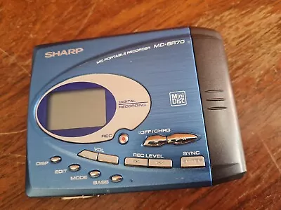 Kaufen Mini- Disc-PORTABLE RECORDER  Sharp, Modell MD-SR 70. • 65€