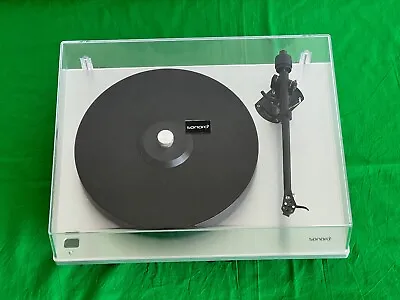 Kaufen Sonoro Vinyl SO-710 High-End Plattenspieler Record Player Zustand: Gut • 999€