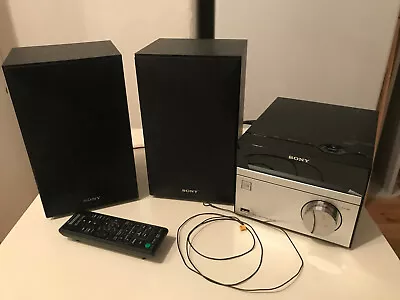 Kaufen Sony CMT-S20 Mini-HiFi System (10 Watt, CD-Player, FM, USB) • 63€