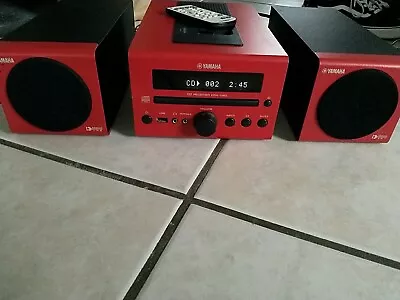 Kaufen Yamaha CRX-040 CD Receiver USB, MP3 Mit FB In Rot • 99€