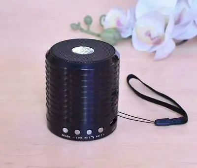 Kaufen Schwarz Mini Lautsprecher Portable Wireless Bluetooth S889 Mit FM Radio Sound • 9.40€
