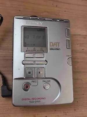 Kaufen Sony TCD-D100 DAT Portable Digital Audio Tape Recorder Ohne Zubehör TCD D100 • 449€