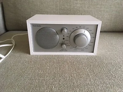 Kaufen Tivoli Audio Radio - Model One - Table Radio Von Henry Kloss - Weiß • 125.99€