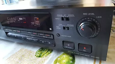 Kaufen Sony DTC-690 DAT-Recorder Schwarz Digital Audio Tape Deck Japan  Rarität • 133€