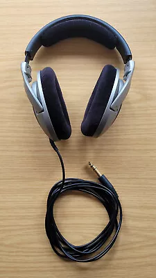 Kaufen Sennheiser HD 555 High-End Over-Ear Kopfhörer, Kabelgebunden Mit Adapter, OVP • 69.99€