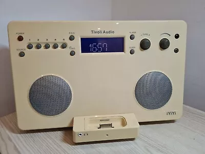 Kaufen Tivoli Audio IYiYi Mini Stereo Anlage Mit Spitzensound IPod Dock / Radio / AUX  • 120€