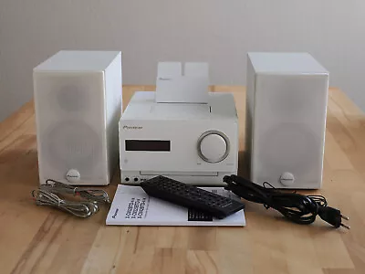 Kaufen Pioneer X-CM42BTD CD-Receiversystem Kompaktanlage Bluetooth USB 2 X 15 Watt Weiß • 55€