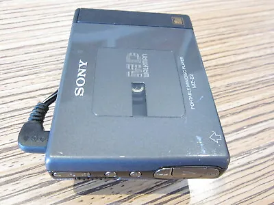 Kaufen Sony MD  E2 Schw.  Player  Minidisc Walkman ( 531 ) + AA Batteriepack • 139.90€