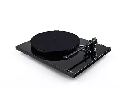 Kaufen REGA RP6  Turntable With RB303 Tonearm And Dust Cover. BLACK. NEW • 949€