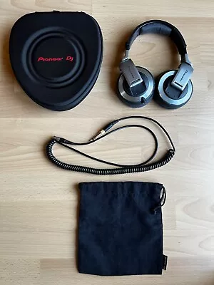 Kaufen Pioneer HDJ-2000 Professioneller High-End-DJ-Kopfhörer Silber Headphones + Case • 1€