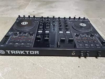 Kaufen Native Instruments TRAKTOR KONTROL S4 Mk 1 DJ Controller • 300€