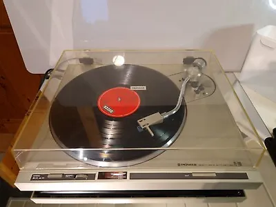 Kaufen Pioneer PL - 200 Turntable / Plattenspieler - Vintage - 1980 • 189€