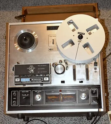 Kaufen AKAI 2-Spur Stereo Tonbandmaschine X201-D Vintage • 219€