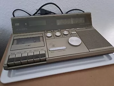 Kaufen ITT CR 300 Cassette Kassettenrekorder Radio Wecker Defekt RAR • 39.90€