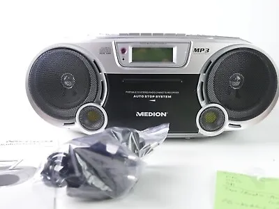 Kaufen Medion MD84112 MP3/CD Stereo Radiorecoder Kassette + Radio Ok CD Defekt Hi-3133 • 24.50€