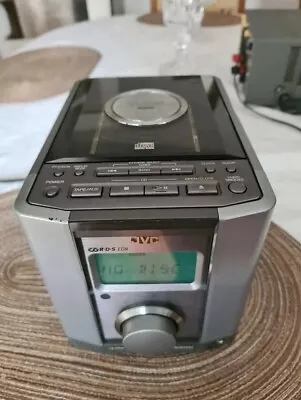 Kaufen JVC Mini Kompakt Stereo Anlage ZX-1500RGR Guter Zustand Vollfunktionsfähig  • 30€