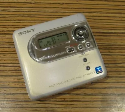 Kaufen Sony MD NH600 HI USB Recorder Für AA Batt. ,  (31)  Elfenbein-Perlmut Top Solo • 199.92€