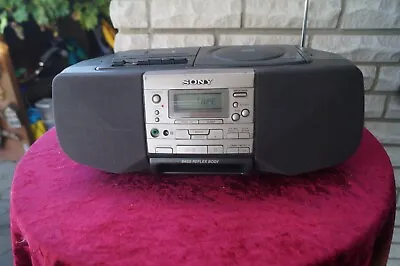 Kaufen Gepflegter SONY CFD-S 37 L CD -Radio-Kassetten Rekorder   Boombox Ghettoblaster • 48€