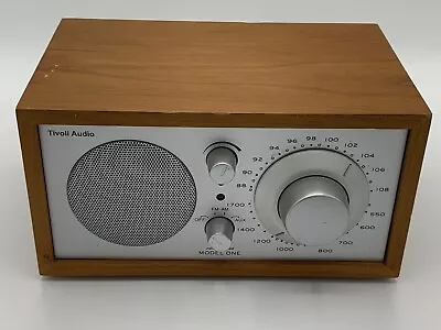 Kaufen TIVOLI AUDIO Model One Radio Nußbaum Holz Herny Kloss • 49€