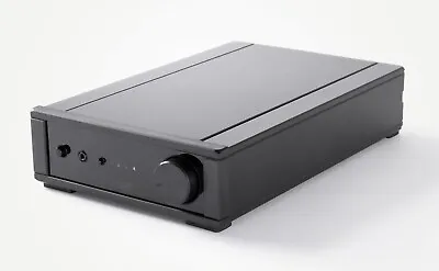 Kaufen REGA IO Integrated Amplifier With Phono (2x30W, 8 Ohms). BLACK • 449€
