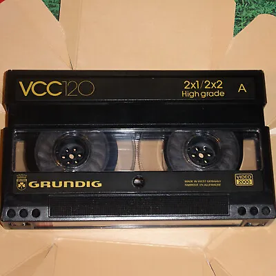 Kaufen Original Grundig V 2000 Videokassette Mit Inlay Und Hülle • 29.90€