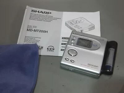 Kaufen Sharp Mt200  Minidisc Player MD  ( 93)  + Batteriefach AA + Remote Zugang + Al • 139.99€
