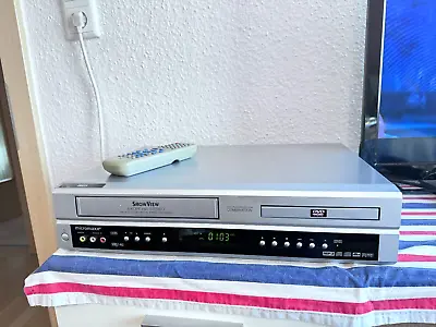 Kaufen MICROMAXX MM4857 VHS VCR Videorecorder DVD Player Kombination HiFi Stereo 6Kopf • 140€