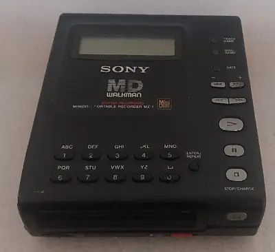 Kaufen Sony MZ-1 Walkman Minidisc Portable Recorder - NOT Working • 55€