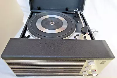 Kaufen DUAL P 54 Kofferplattenspieler / Phonokoffer Aus Den 70er Jahren • 119.90€