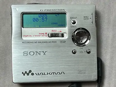 Kaufen Sony  Minidisc MZ-R909 Silber + AA Battfach + Tasche + Etc • 250€