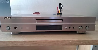 Kaufen Yamaha CDX-497 CD CD-Player Titan Silber / MP3 WMA /  Inkl. Fernbedienung • 100€