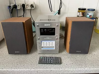 Kaufen Sony  CMT-MD1 Stereoanlage, CD, MD, Radio, All-in-one, Mit Fb. Und Boxen. • 109€