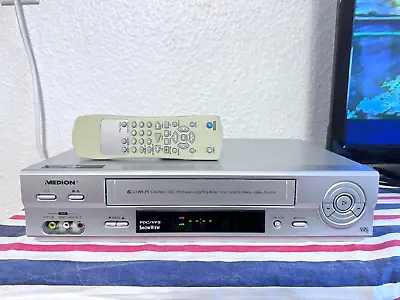 Kaufen VHS VCR MEDION MD 42277 HiFi Stereo 6 Kopfe Longplay Videorecorder Videorekorder • 80€